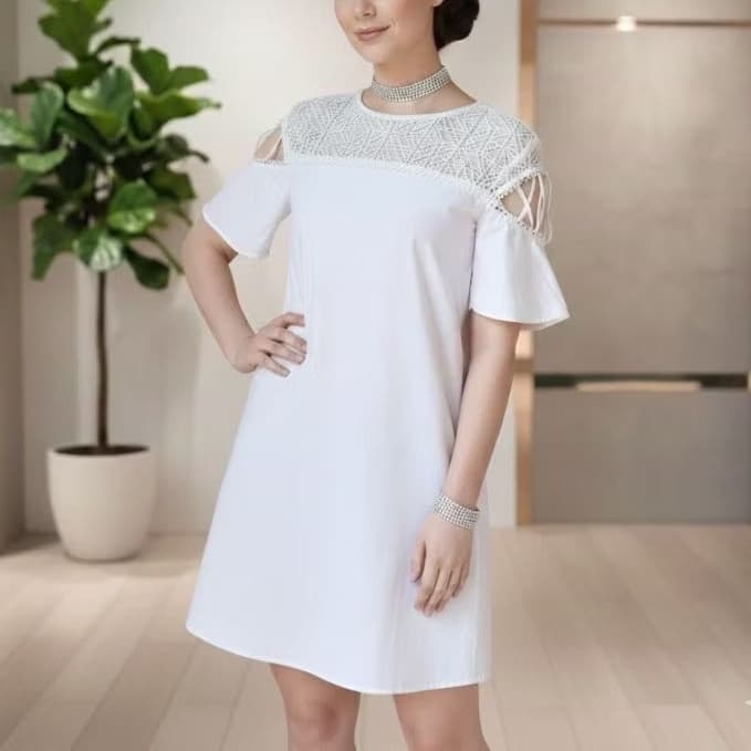 Vestido branco Amaro  algodão P brechó